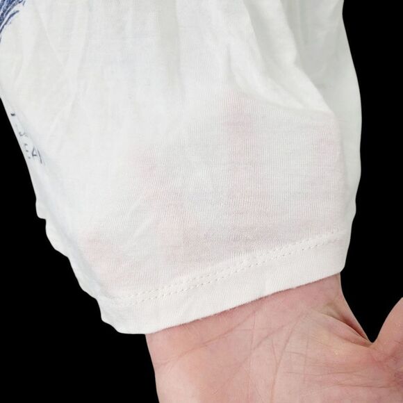 2/$20 Ardene White Feather Graphic Tank Top Size: M - Picture 5 of 8